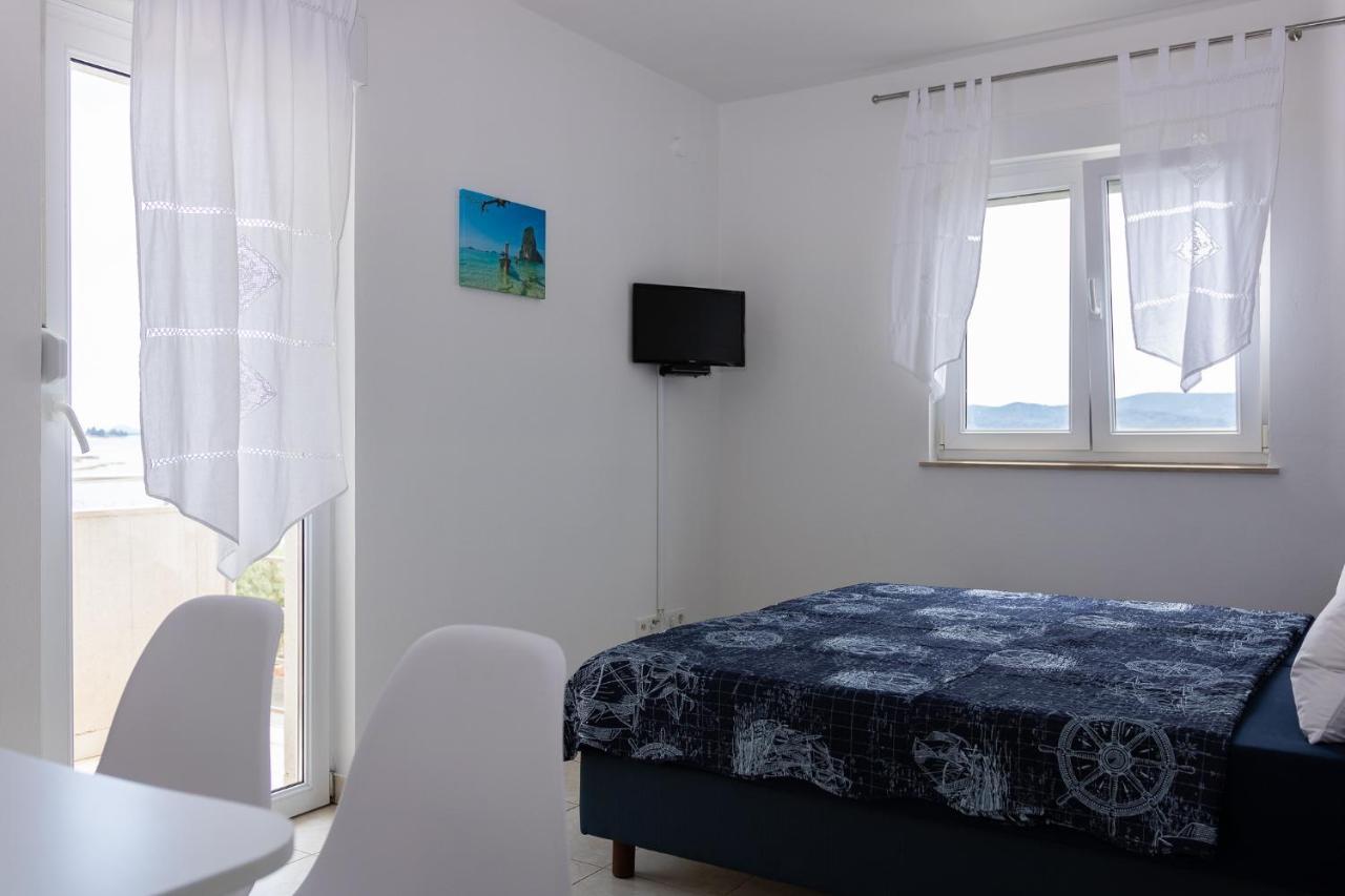 סבטי פטר Apartments Esperanca מראה חיצוני תמונה