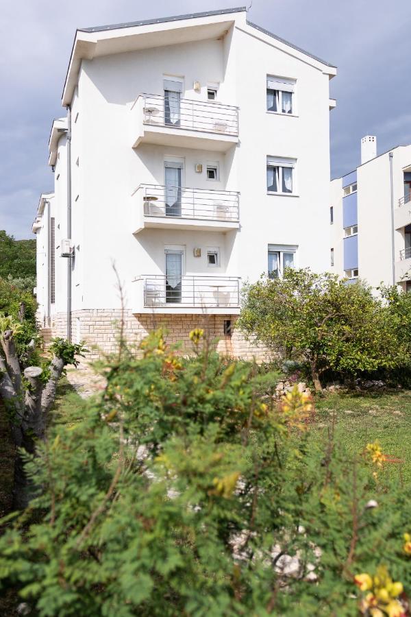סבטי פטר Apartments Esperanca מראה חיצוני תמונה